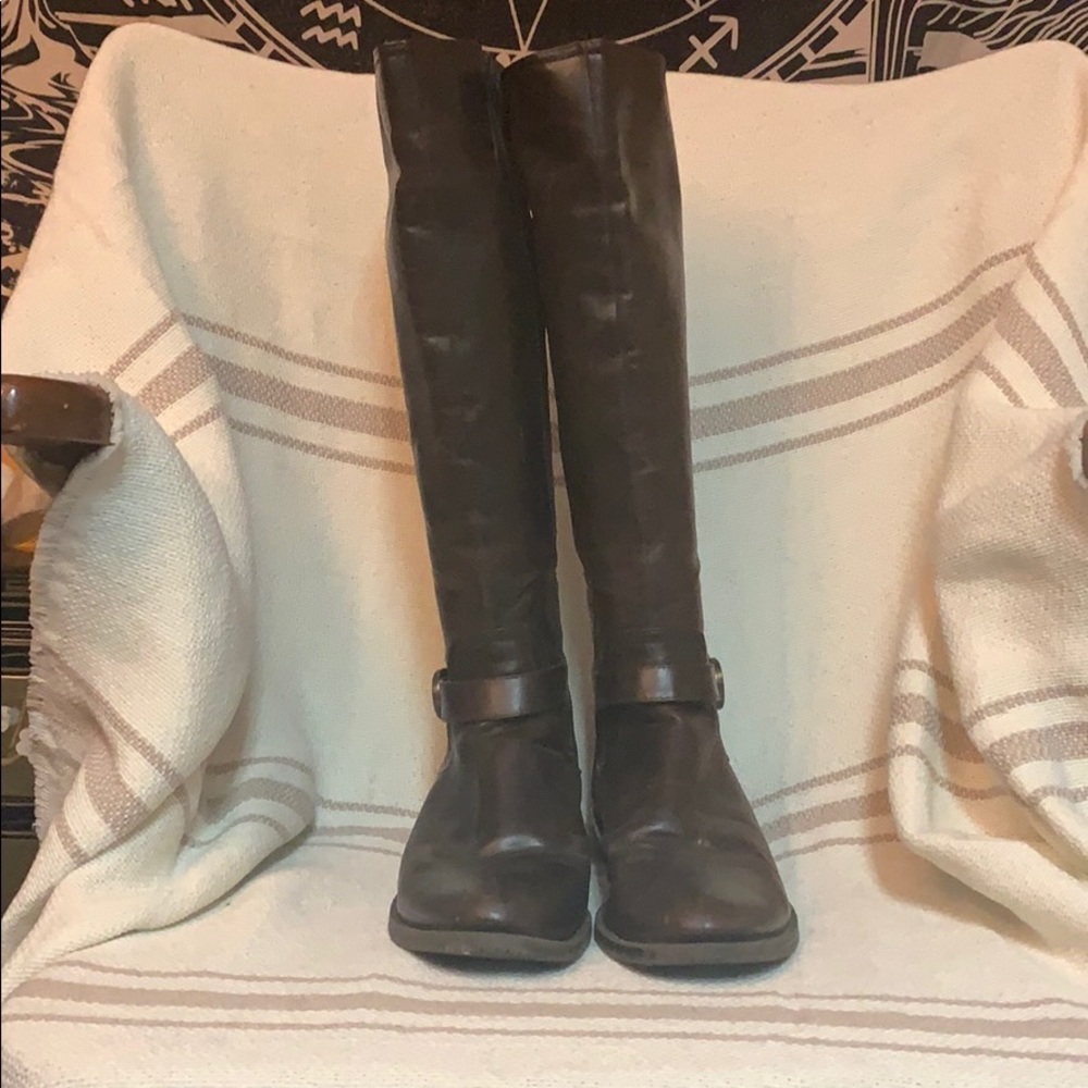 Bass Boots